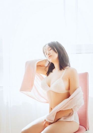 美女二人精彩黄片_高清电影免费在线