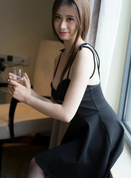 王妃当众被迫高潮h高_电视剧完整版在线观看